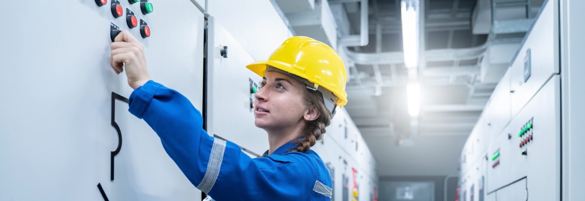stock-photo-woman-electrical-engineer-working-front-hvac-control-panels-technician-daily-check-solar-cell-2006221943-500x500-shutterstock-fit-ztudio.jpg